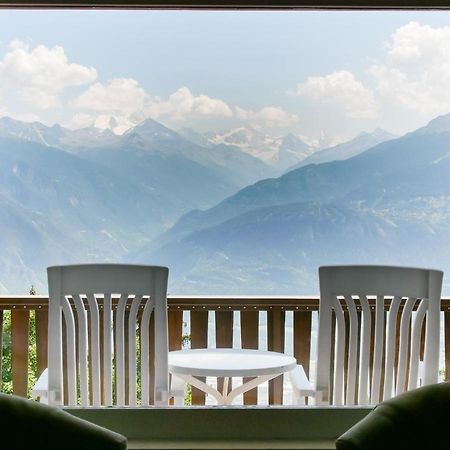 Hotel-Restaurant Le Mont Paisible, 克莱恩 蒙塔纳 外观 照片